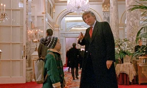 Secvența cu Macaulay Culkin și Donald Trump din filmul „Singur acasă 2” FOTO Profimedia 
