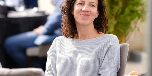 roxana minzatu   foto fb roxana minzatu jpg