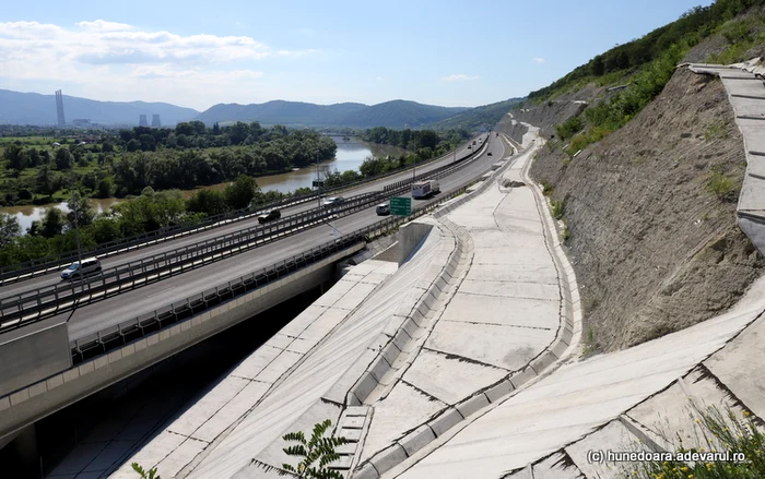 Dealul Liliecilor, unul dintre proiectele întârziate din motive controversate. FOTO Daniel Guță