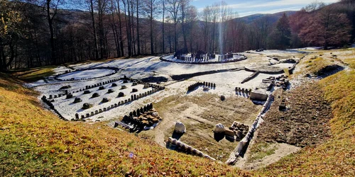Sarmizegetusa regia Foto Administrația Sarmizegetusa Regia jpg