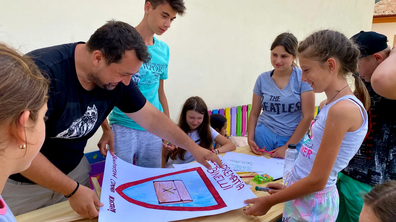 Bogdan organizează școli de vară cu elevii săi FOTO arhiva personală
