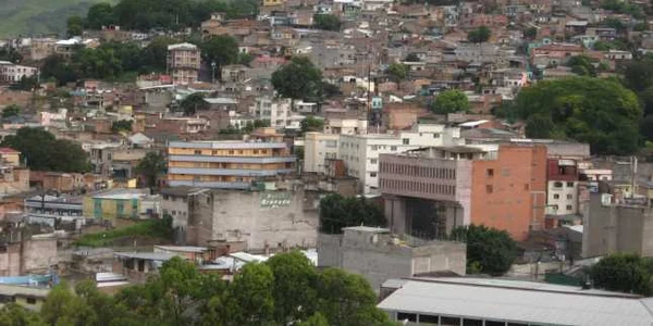 Tegucigalpa, capitala statului Honduras, are peste 950.000 de locuitori
