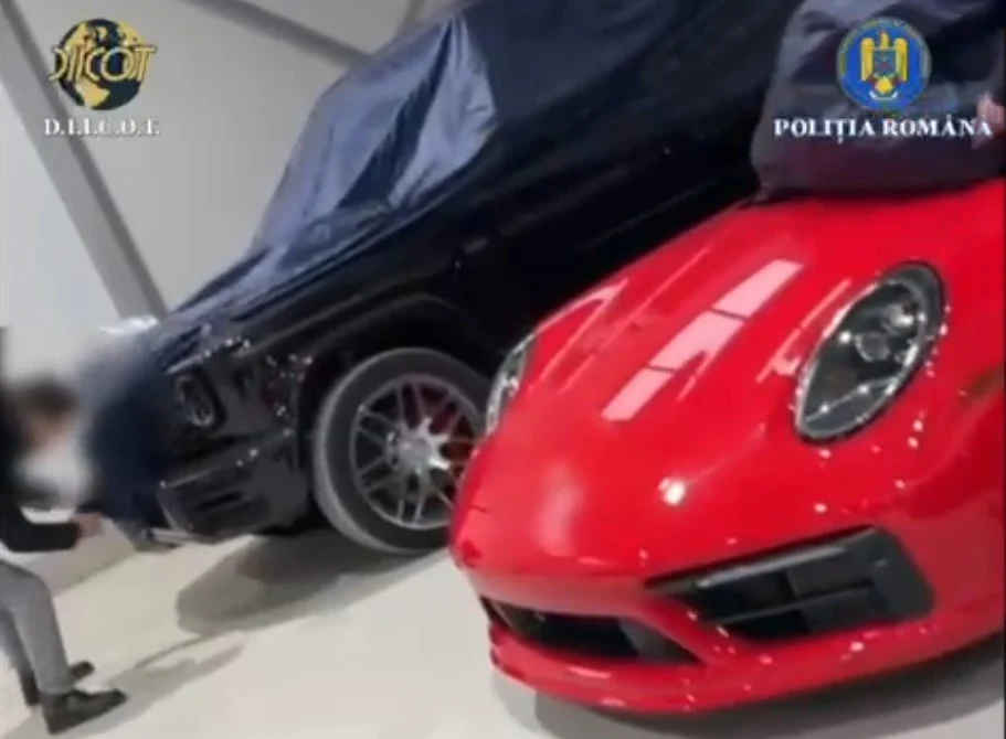 DIICOT a pus sechestru pe șapte autoturisme de lux într-un dosar de înșelăciune și grup infracțional organizat