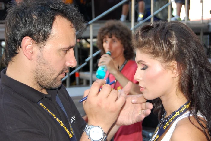 Make-up artist Alex Rădulescu