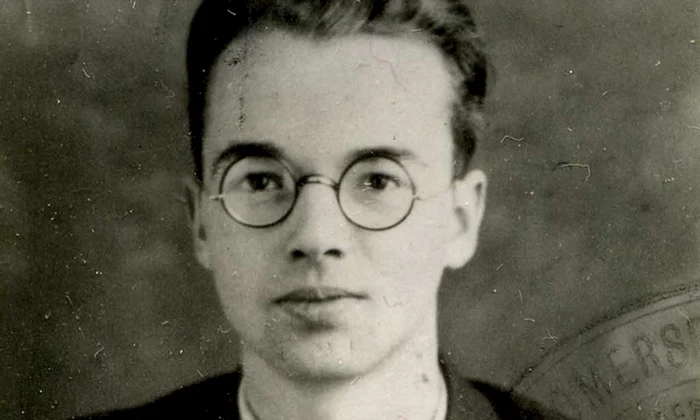 Calendar 1 martie: 1950   Savantul german Klaus Fuchs a fost condamnat la 14 ani închisoare pentru spionaj în favoarea URSS jpeg