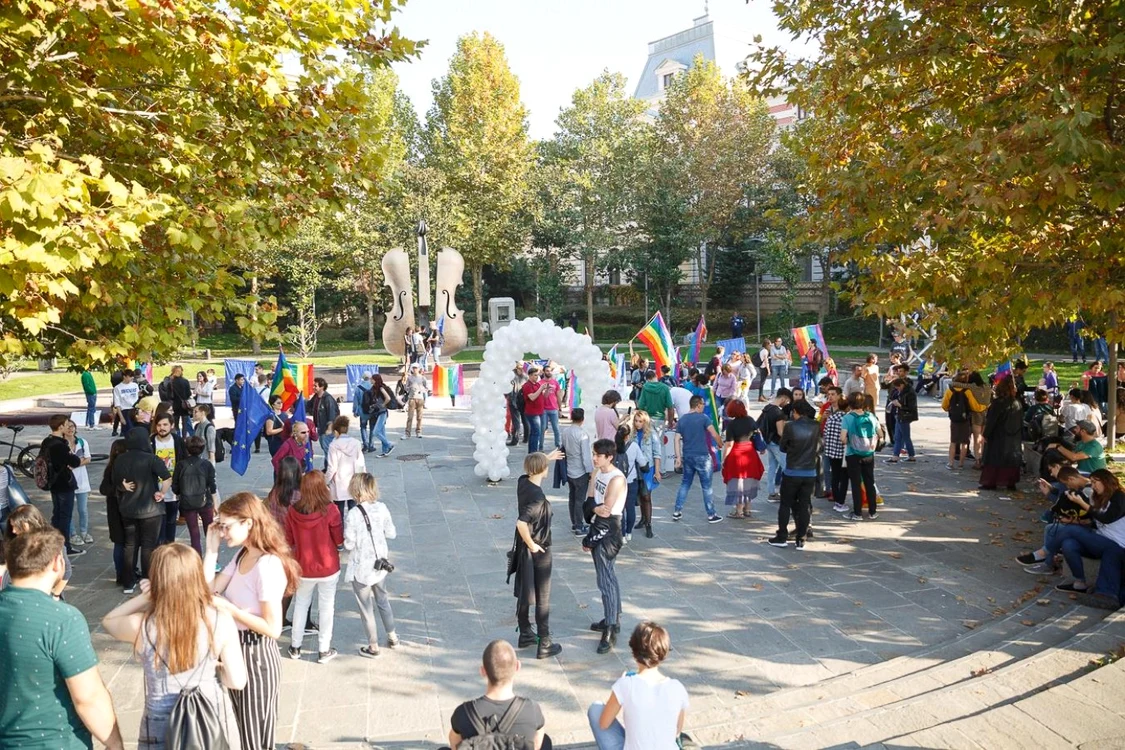Eveniment in Piata Universitatii
