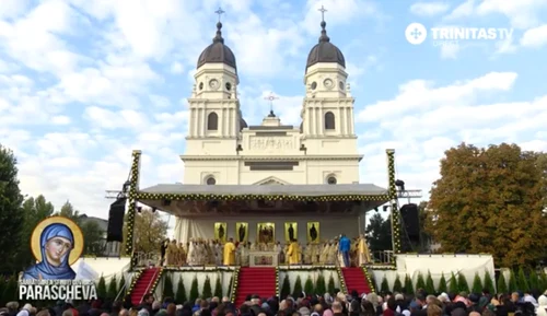 Sfânta Liturghie în cinstea Sfintei Cuvioase Parascheva Foto: captură Trinitas TV