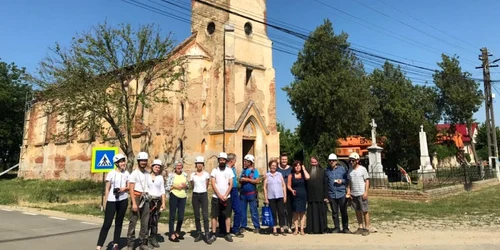 Salvarea bisericii romano-catolice de la Ofseniţa 