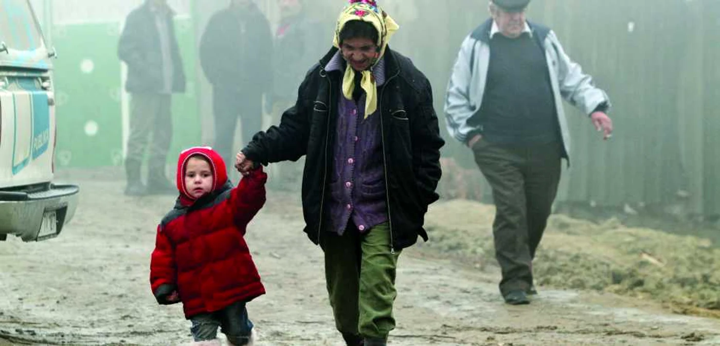 Părinţii sunt bucuroşi că vor avea unde să-şi lase micuţii. Foto de Eduard Bâzgu