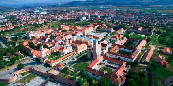 alba cetate aeriana
