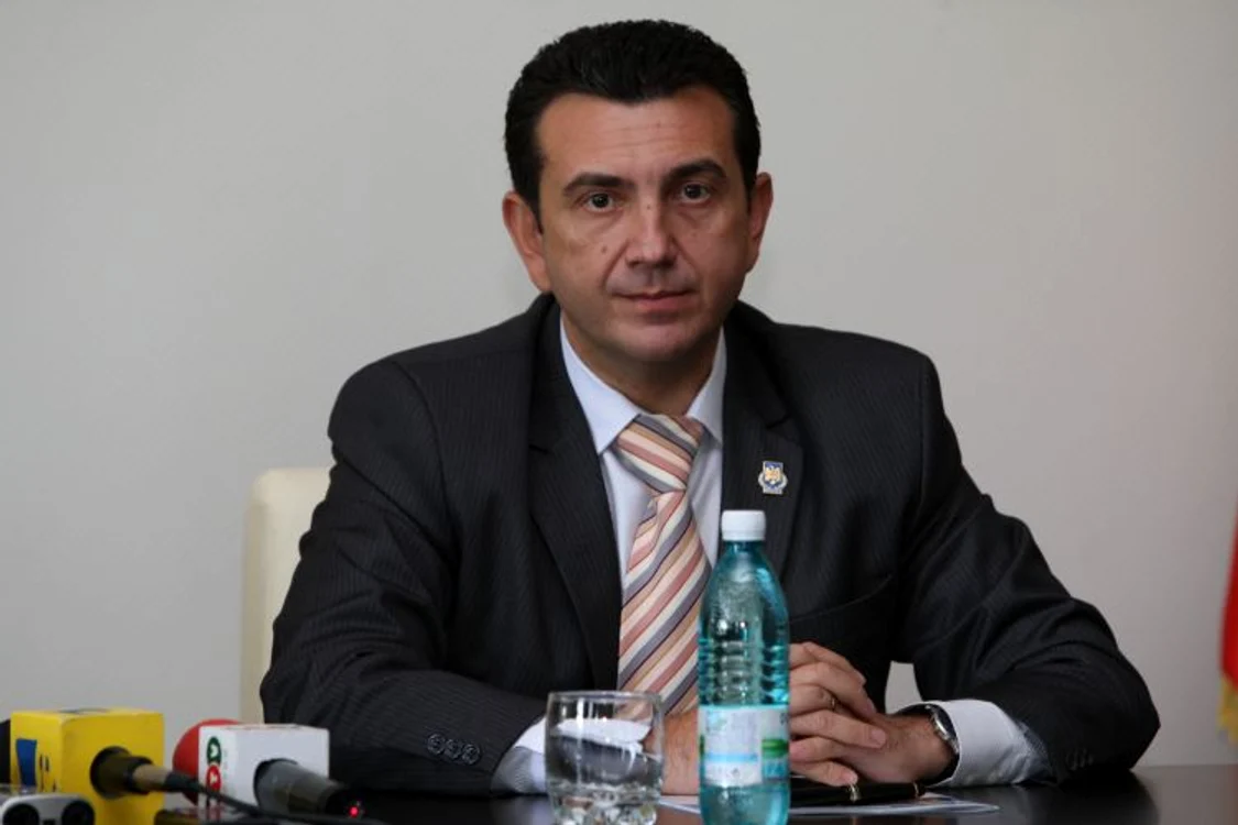 Prefectul Claudiu Palaz 