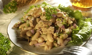 salata cu peste afumat jpeg