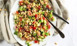 quinoa salad1 2000 1125 jpeg