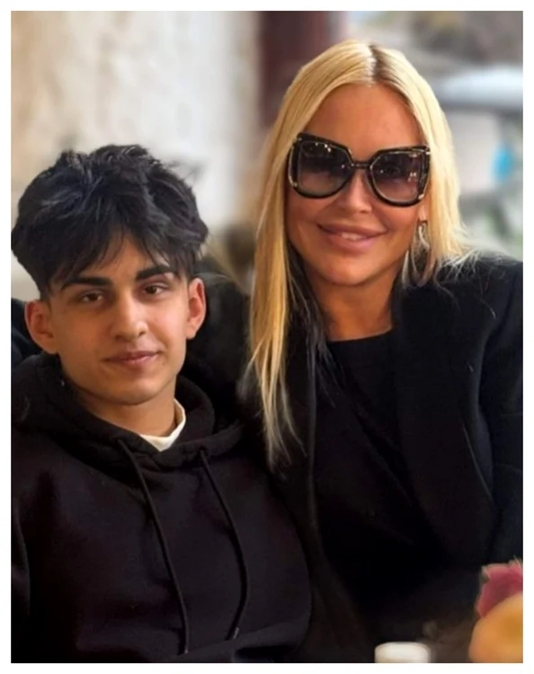 Vica Blochina și fiul ei.