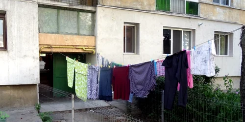 Rufele au primit interdicţie la uscat în public la Galaţi FOTO C Crângan