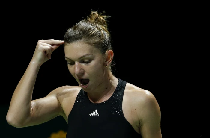 Simona Helep se gândeşte dacă mai continuă cu Hodgsted