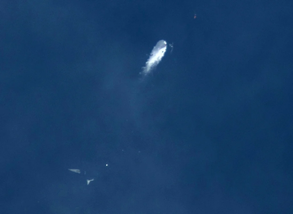 
    Avionul spaţial SpaceShipTwo s-a prăbuşit la scurtă vreme după ce a decolatFoto: AP  