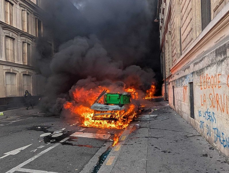 Sub asaltul socialismului revoluționar. Impactul asupra UE