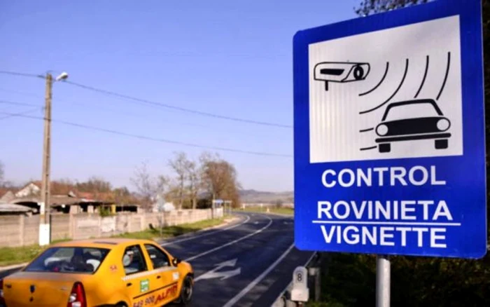 Se modifică termenul de valabilitate al rovinetelor - Foto Arhiva