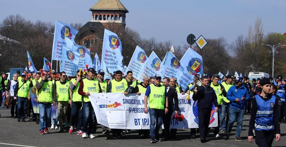 Polițiștii se pregătesc de proteste față de politicile fiscal-bugetare