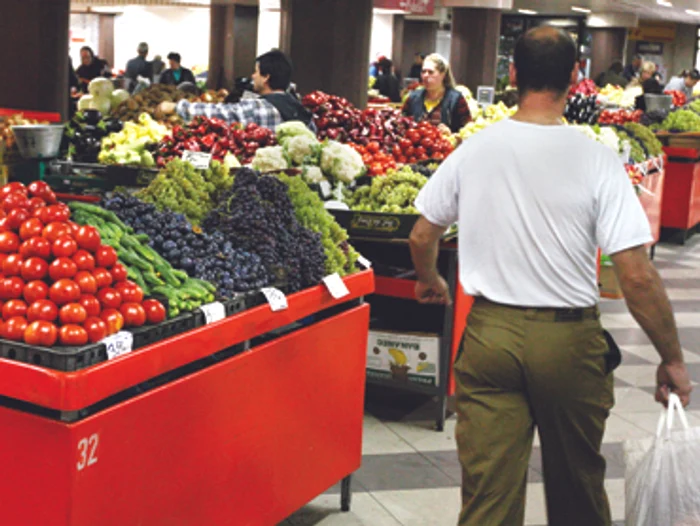 Neamţ: Pietrenii trec postul Sfintei Marii cu legume