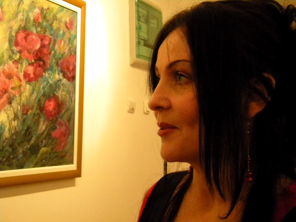 Oniţa Mureşan la cea mai recentă expoziţie a ei, „Simfonia grădinii“ 