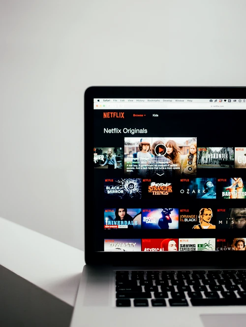 netflix laptop jpg