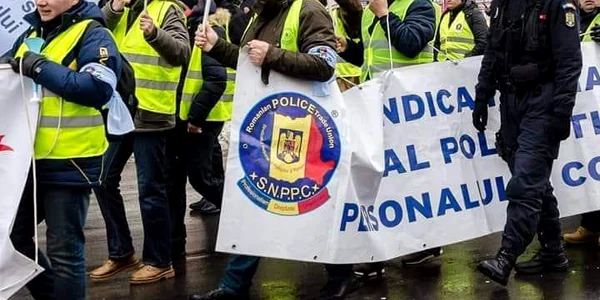 Proteste ale polițiștilor   Foto Facebook SNPPC jpeg