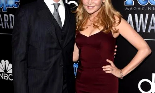 vedete care nu cred in casnicie jon hamm si jennifer jpeg