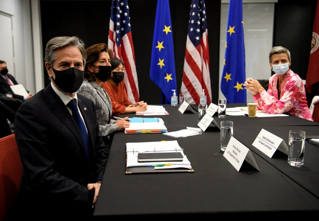 Antony Blinken - Gina Raimondo - Katherine Tai - Valdis Dombrovskis - Margrethe Vestager - 29 sep 2021 / FOTO AFP