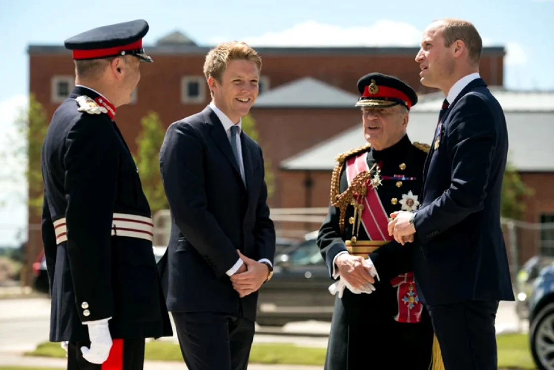 Tânărul miliardar şi duce Hugh Grosvenor e în bune relaţii cu ambii fraţi de Wales. Getty Images