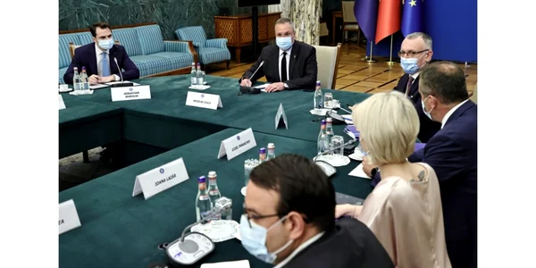 Ciuca si reprezentanti universitati gov.ro