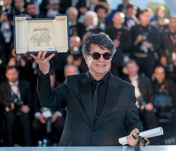 Regizorul iranian Jafar Panahi a plecat acasă cu prestigiosul Palme d'Or (Foto: Profimedia)