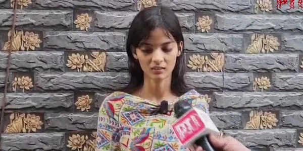 O tânără din India s a casatorit cu trupul neînsuflețit al iubitului ei X@PTI News mp4 thumbnail png