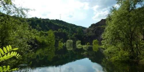 Lacul artificial de la Teliuc. Foto: R. Hanzelik.