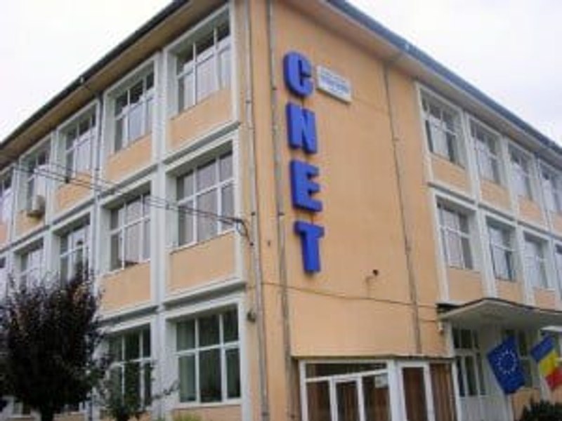Profesor de liceu din Târgu Jiu, bolnav de TBC. Măsurile luate de urgență de Direcția de Sănătate Publică Gorj