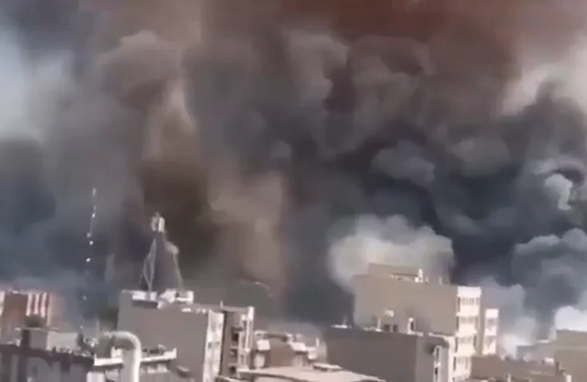Bombardamente în Iran