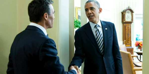 rasmussen obama foto facebook