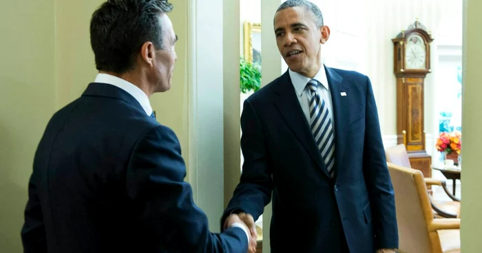 Secretarul general al NATO, Anders Fogh Rasmussen, şi preşedintele american Barack Obama FOTO Facebook