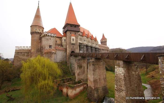 Castelul Corvinilor. FOTO: Daniel Guţă. ADEVĂRUL.