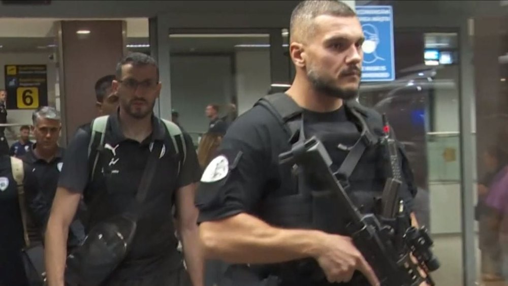 Revoltă în Kosovo, după ce fotbaliștii au fost controlați de forțele de securitate israeliene chiar la ei în țară