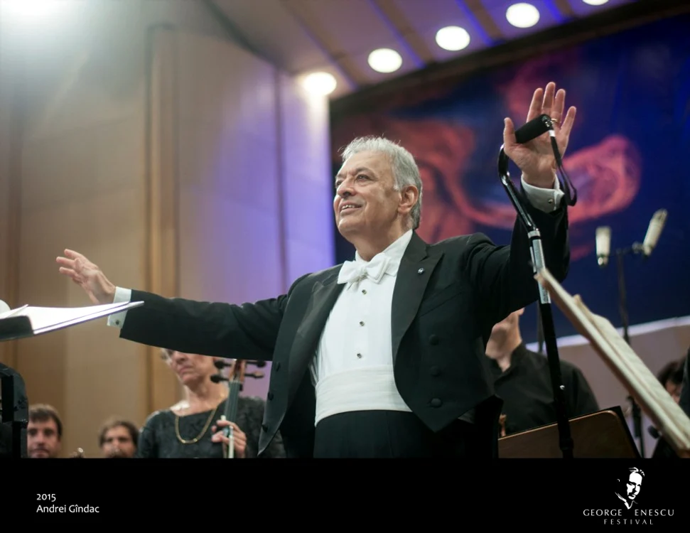 Enescu 22 – real şi virtual jpeg