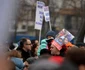 Manifestatiei de sustinere a familiei Bondariu Bucuresti foto Mediafax