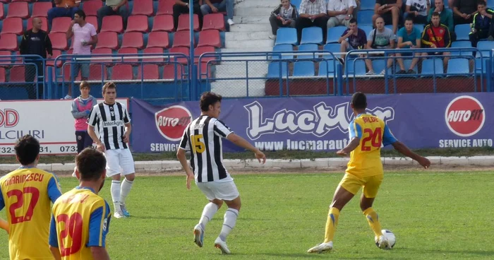 Constantin Budescu (nr. 15) a marcat singurul gol al meciului