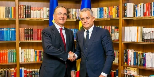 Reprezentantul special al preşedintelui în exerciţiu al OSCE pentru reglementarea transnistreană Franco Frattini şi preşedintele PDM Vladimir Plahotniuc