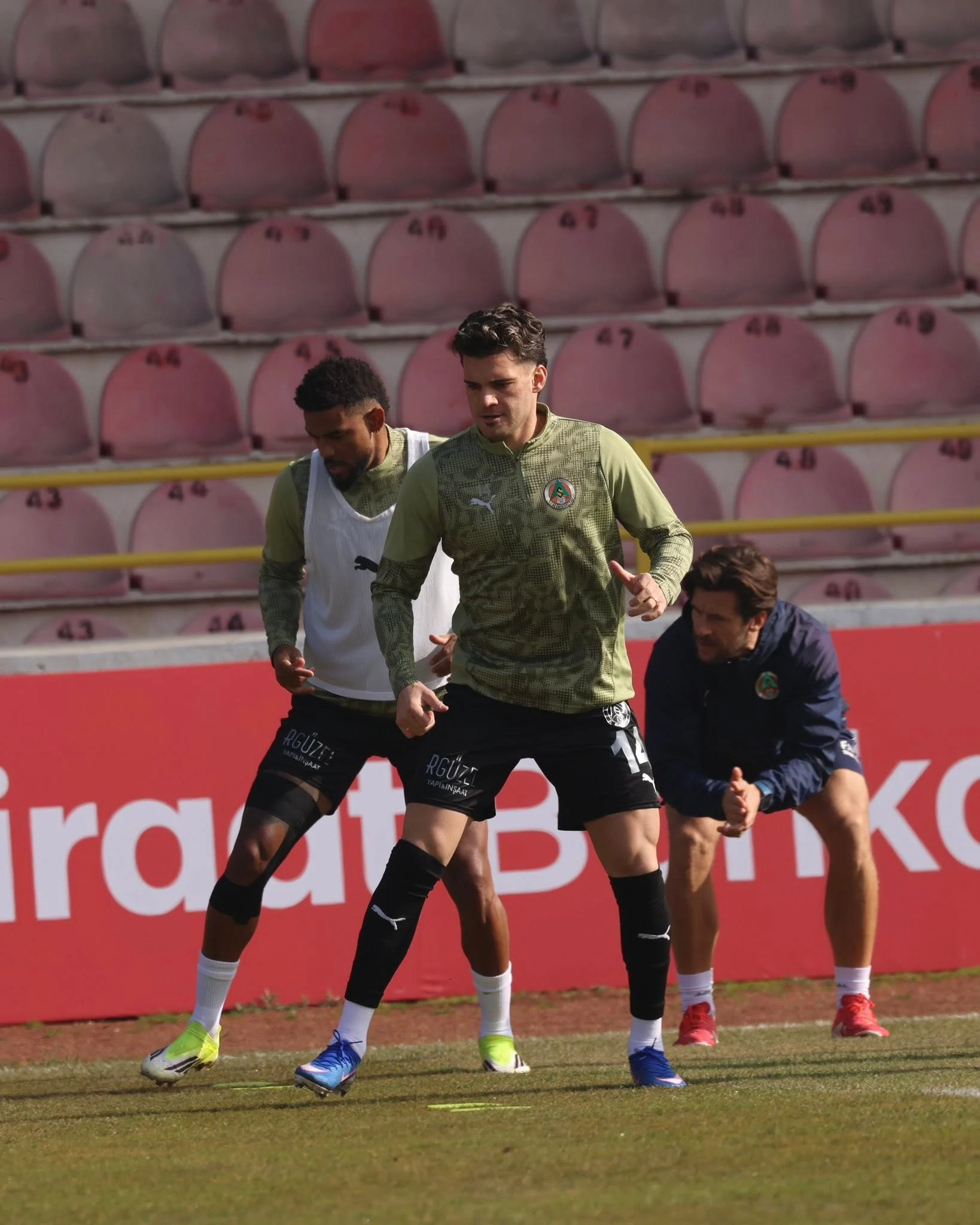 Ianis Hagi îi sperie pe turci, înaintea barajului de la Istanbul. Căpitanul naționalei a marcat de două ori în Cupă