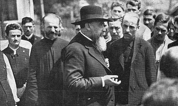 Calendar 27 noiembrie: 1940   Istoricul Nicolae Iorga a fost asasinat în pădurea Strejnic jpeg