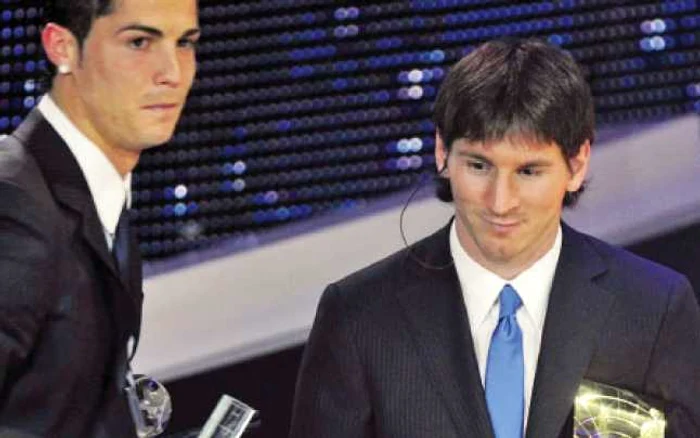 Messi a luat premiul cel mare, Ronaldo - doar un trofeu de consolare