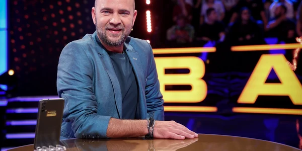 cosmin seleși batem palma 2 jpg