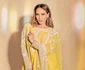 Iulia Vantur purtând caftan. FOTO: Instagram